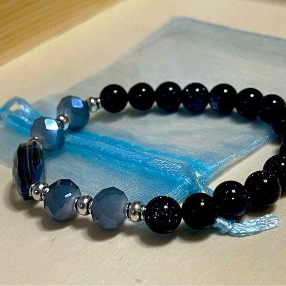 Natural Stone Beads & Crystal beads Bracelet 🍃will arrive in jewelry pouch. - Picture 1 of 7